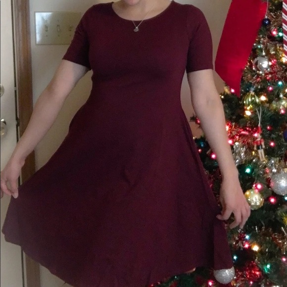 Dresses & Skirts - Burgundy dress